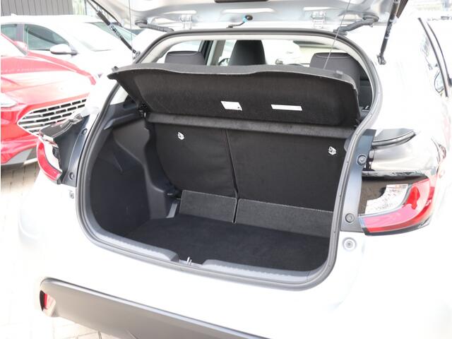 Toyota YARIS 1.5 Hybrid Active I Navi I Climate Control I Cruise Control