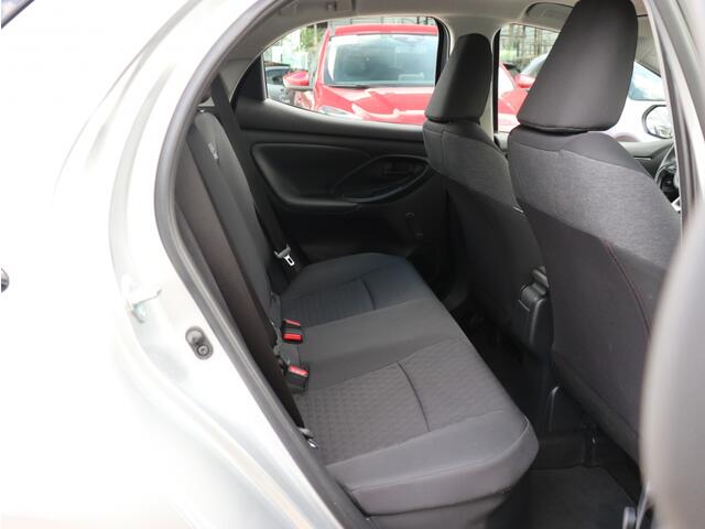Toyota YARIS 1.5 Hybrid Active I Navi I Climate Control I Cruise Control