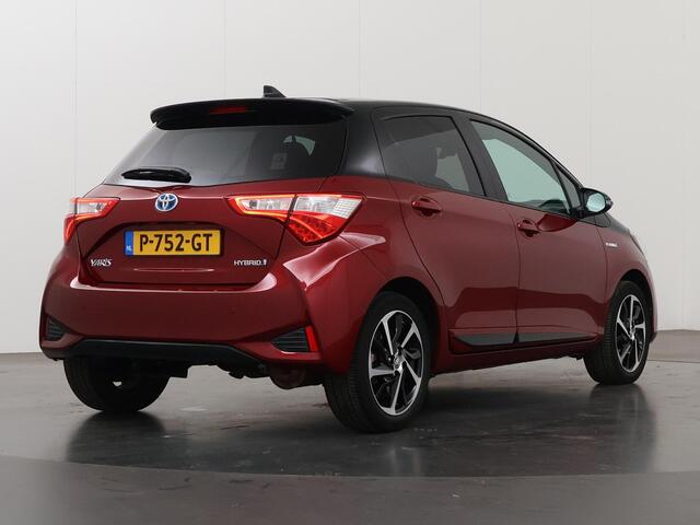 Toyota YARIS 1.5 Hybrid Dynamic | Panoramadak | Climate Control | Parkeercamera | Cruise control |