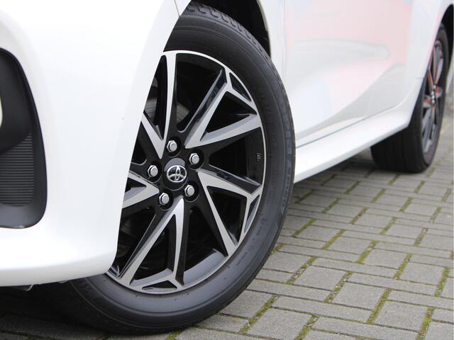 Toyota YARIS 1.0 VVT-i Active Cruise Control, Airco, Lichtmetalen Velgen, Bluetooth, Achteruitrijcamera