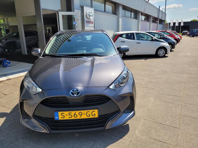 Toyota YARIS 1.5 Hybrid Active Aut.