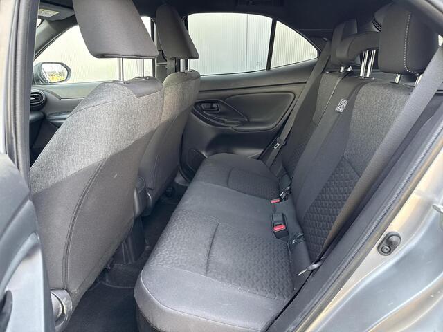 Toyota YARIS Cross 1.5 Hybrid Dynamic **KEYLESS/ ADAPTIEF CRUISE CONTROL/ CLIMATE CONTROL/ 36 MAANDEN GARANTIE**