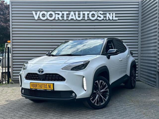 Toyota YARIS Cross 1.5 Hybrid Adventure | Panodak | Navigatie | Apple Carplay | Trekhaak Afneembaar | 360 Camera | Elektrische Achterklep |