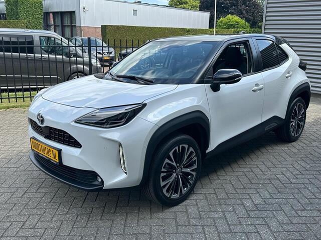 Toyota YARIS Cross 1.5 Hybrid Adventure | Panodak | Navigatie | Apple Carplay | Trekhaak Afneembaar | 360 Camera | Elektrische Achterklep |