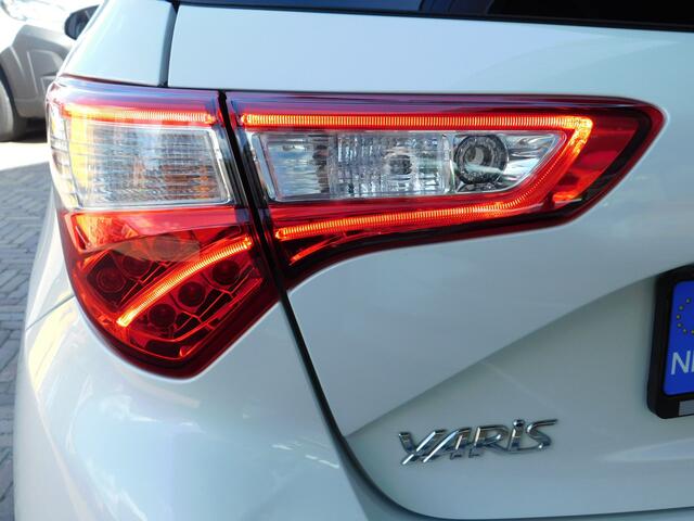 Toyota YARIS 1.5 VVT-i Y20 | Trekhaak | Apple Carplay | Android Auto