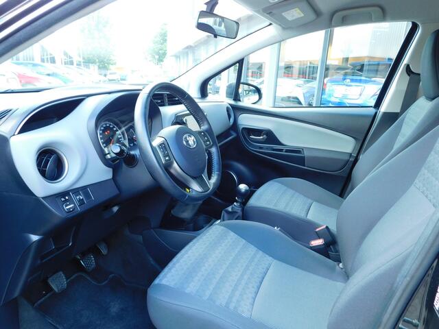 Toyota YARIS 1.3 VVT-i Aspiration | Navi | Design Pack