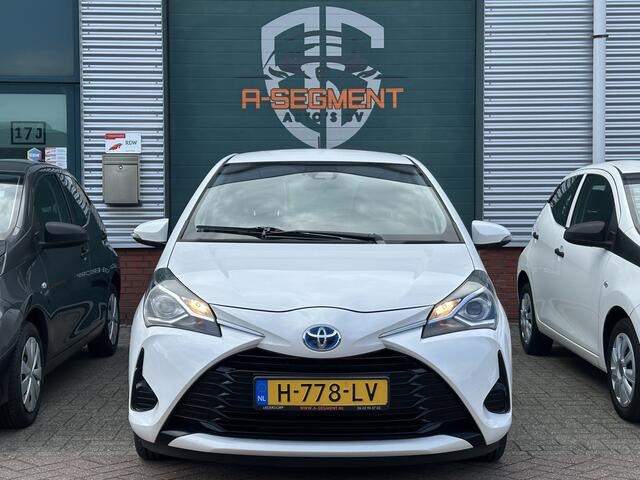 Toyota YARIS 1.5 Hybrid Active / Cruise / Camera / Clima / Nap