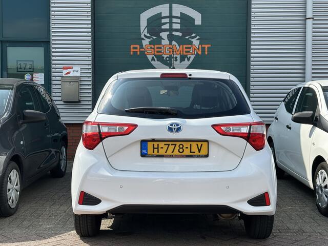 Toyota YARIS 1.5 Hybrid Active / Cruise / Camera / Clima / Nap