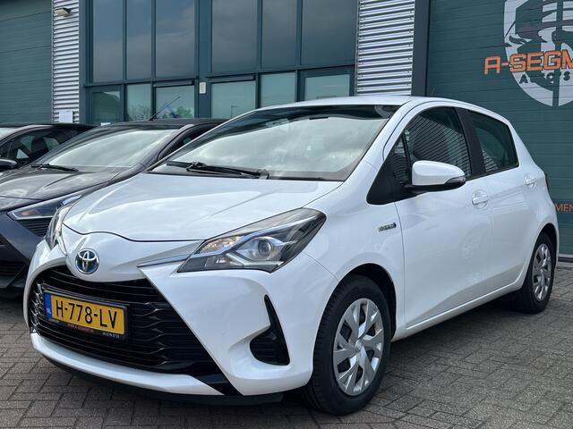 Toyota YARIS 1.5 Hybrid Active / Cruise / Camera / Clima / Nap