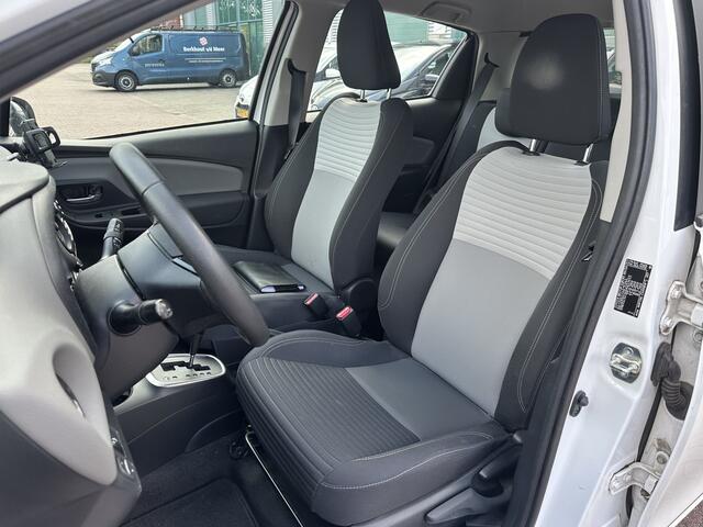 Toyota YARIS 1.5 Hybrid Active / Cruise / Camera / Clima / Nap