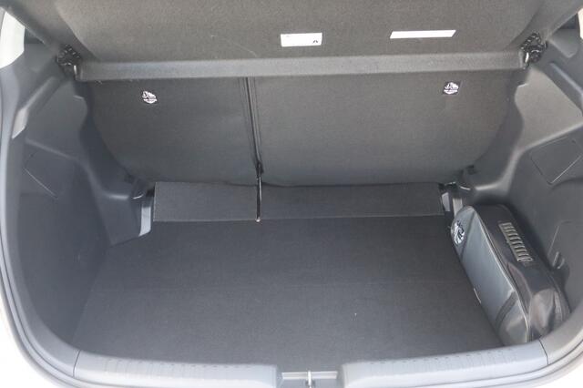 Toyota YARIS 1.5 Hybride | Geen import | Navigatie | Camera