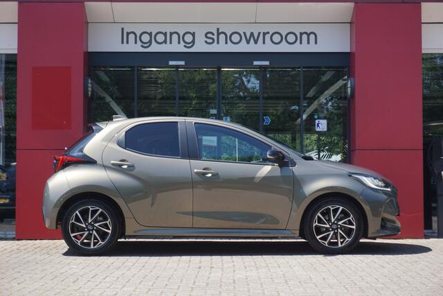 Toyota YARIS 1.5 Hybrid Dynamic | Camera | ACC | HUD | Winter Pakket | Smart Connect met 9 inch scherm |