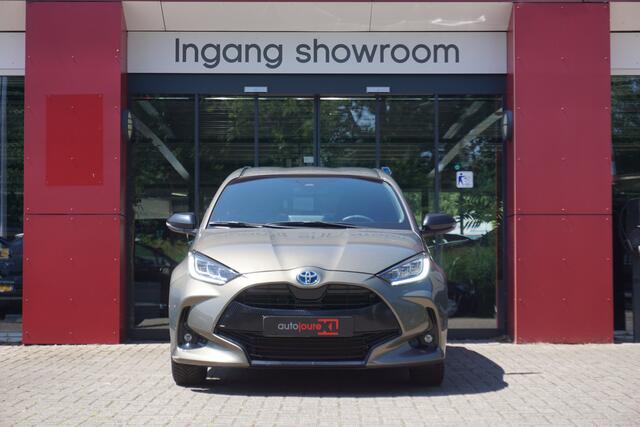 Toyota YARIS 1.5 Hybrid Dynamic | Camera | ACC | HUD | Winter Pakket | Smart Connect met 9 inch scherm |