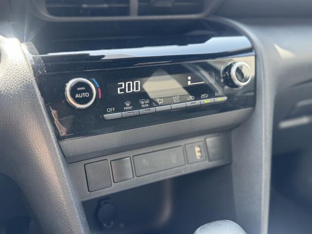 Toyota YARIS Cross 1.5 Hybrid 115 Dynamic Edition Trekhaak, Apple/Android, Adaptive cruise control, Camera , All-in Rijklaarprijs