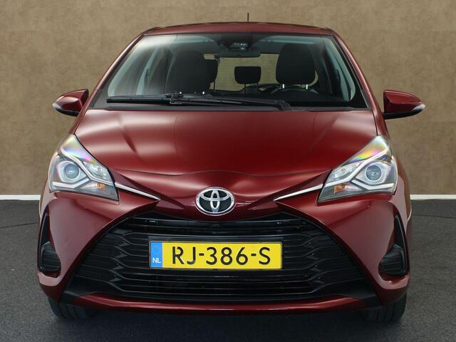 Toyota YARIS 1.5 VVT-i Aspiration - ORIGINEEL NEDERLANDSE AUTO - CLIMATE CONTROL - NAVIGATIE - CAMERA - LEDEREN STUUR - CRUISE CONTROL - BLUETOOTH - 6 VERSNELLINGEN - BOTSHERKENNING
