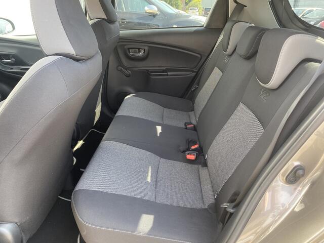 Toyota YARIS 1.5 Hybrid Y20 NL Auto Dealer Onderhouden Keyless Navi Clima Cruise