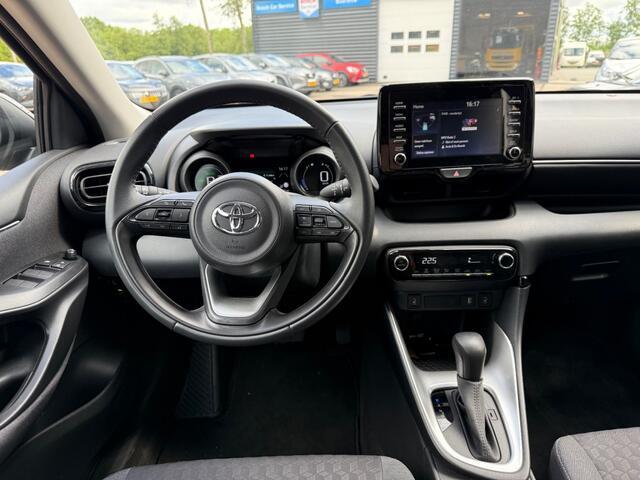 Toyota YARIS 1.5 HYBRID 5-DRS DYNAMIC AUTOMAAT! LUXE UITVIERING SLECHTS 14.176 KM