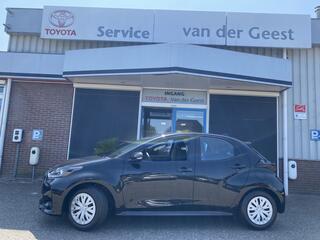 toyota-yaris-1.5-hybrid-active