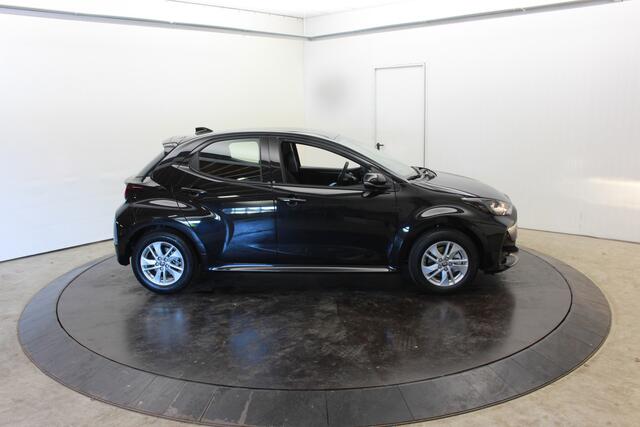 Toyota YARIS 1.5 Hyb Nieuw Rijklaar Camera PDC v+a Stoel/Stuur Verwarming Adaptive Cruise Control