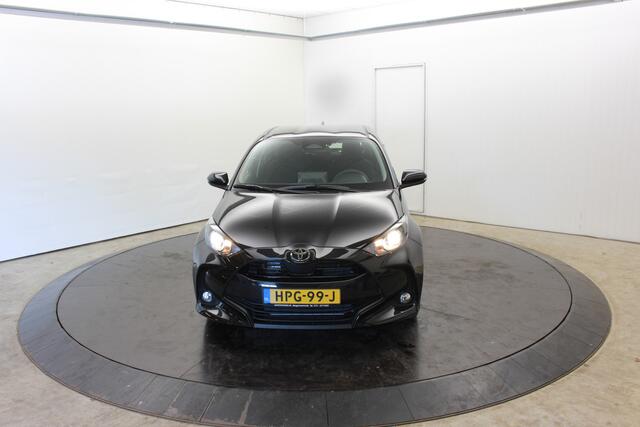 Toyota YARIS 1.5 Hyb Nieuw Rijklaar Camera PDC v+a Stoel/Stuur Verwarming Adaptive Cruise Control