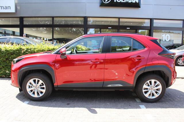 Toyota YARIS Cross 1.5 Hybrid Dynamic Plus | Rijklaar | Head Up | El. achterklep | Stoel-/stuurverw. | LED | Navi | Apple/Android | Keyless | Camera