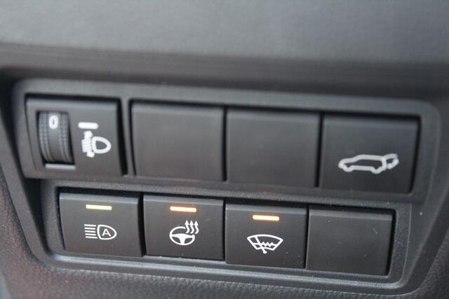 Toyota YARIS Cross 1.5 Hybrid Dynamic Plus | Rijklaar | Head Up | El. achterklep | Stoel-/stuurverw. | LED | Navi | Apple/Android | Keyless | Camera