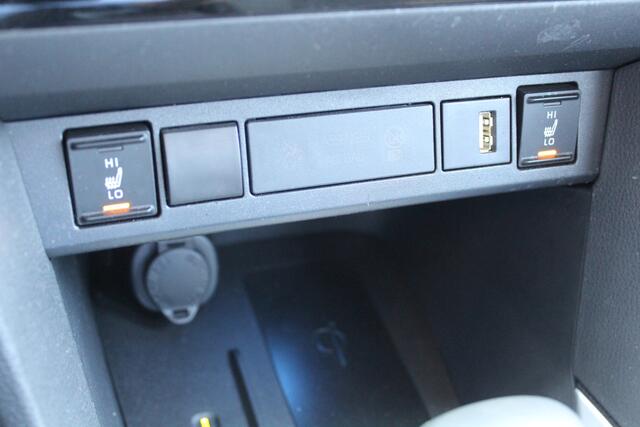 Toyota YARIS Cross 1.5 Hybrid Dynamic Plus | Rijklaar | Head Up | El. achterklep | Stoel-/stuurverw. | LED | Navi | Apple/Android | Keyless | Camera