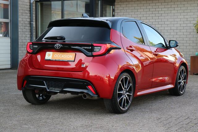 Toyota YARIS 1.5 Hybrid GR Sport | Automaat! | Navi | Carplay |