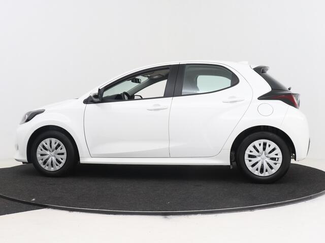 Toyota YARIS 1.5 Hybrid Active | Camera | Adaptive Cruisecontrole | Apple Carplay/ Android Auto |