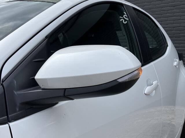 Toyota YARIS 1.5 Hybrid Dynamic AUT. | 1e eigenaar | dealer onderhouden | navigatie | stoel-stuurverw. | camera | adapt. cruise