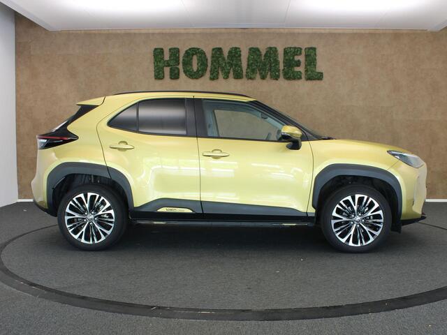 Toyota YARIS Cross 1.5 Hybrid Executive ORIGINEEL NEDERLANDSE AUTO - TREKHAAK 750KG GEREMD TREKGEWICHT - HEAD-UP DISPLAY - PARKEERSENSOREN VOOR EN ACHTER - JBL GELUIDSINSTALLATIE - STOEL VERWARMING - DRAADLOZE OPLADER - DODEHOEK DETECTIE