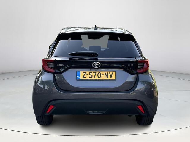Toyota YARIS 1.5 Hybrid 115 First Edition
