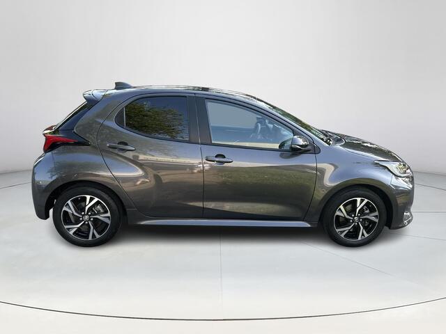 Toyota YARIS 1.5 Hybrid 115 First Edition
