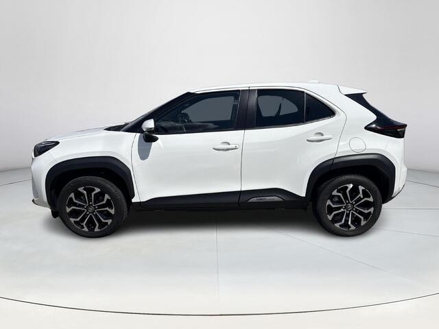 Toyota YARIS Cross 1.5 Hybrid First Edition **NAVIGATIE/ KEYLESS/ CRUISE CONTROL ADAPTIEF/ 36 MAANDEN GARANTIE**
