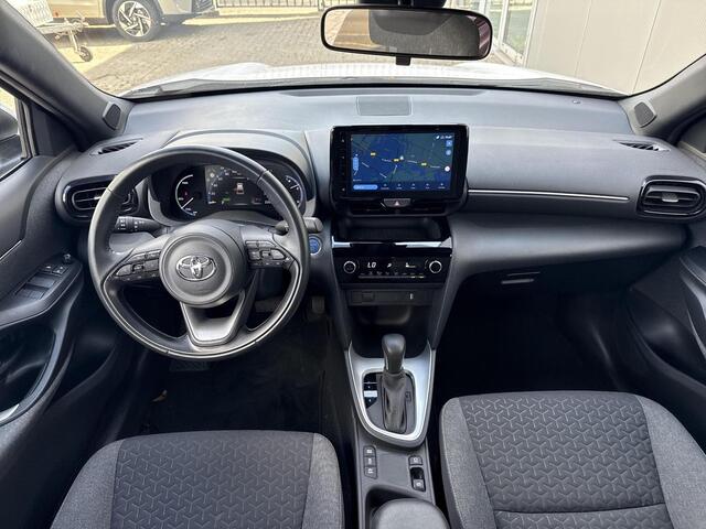 Toyota YARIS Cross 1.5 Hybrid First Edition **NAVIGATIE/ KEYLESS/ CRUISE CONTROL ADAPTIEF/ 36 MAANDEN GARANTIE**