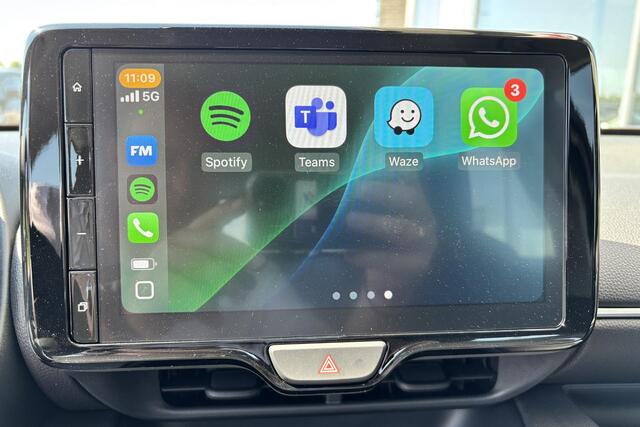 Toyota YARIS 1.5 Hybrid 115 Active Limited, Parkeersensoren, Stoelverwarming, Apple carplay, Android auto.