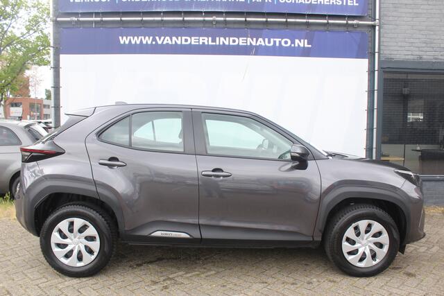 Toyota YARIS Cross 1.5 Hybrid Active Apple carplay/ android auto l Armsteun l Elektrisch inklapbare buitenspiegels l Climate control l Achteruitrijcamera