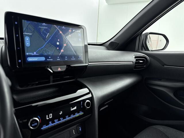 Toyota YARIS Cross 1.5 Hybrid First Edition Limited | Navi | Lichtmetalen Velgen | Metaallak | Stoelverwarming |