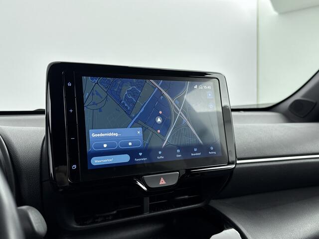 Toyota YARIS Cross 1.5 Hybrid First Edition Limited | Navi | Lichtmetalen Velgen | Metaallak | Stoelverwarming |