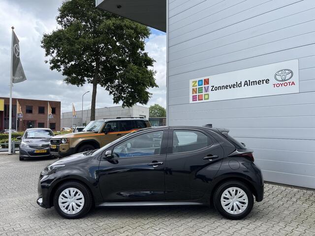 Toyota YARIS 1.5 Hybrid Active Parkeersensoren