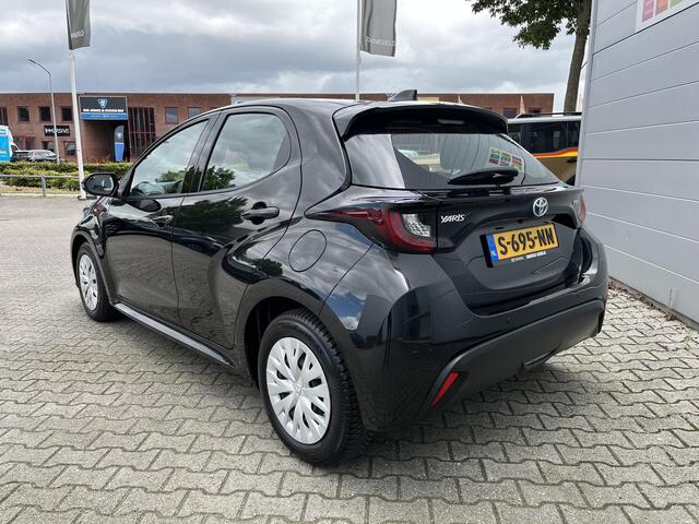 Toyota YARIS 1.5 Hybrid Active Parkeersensoren