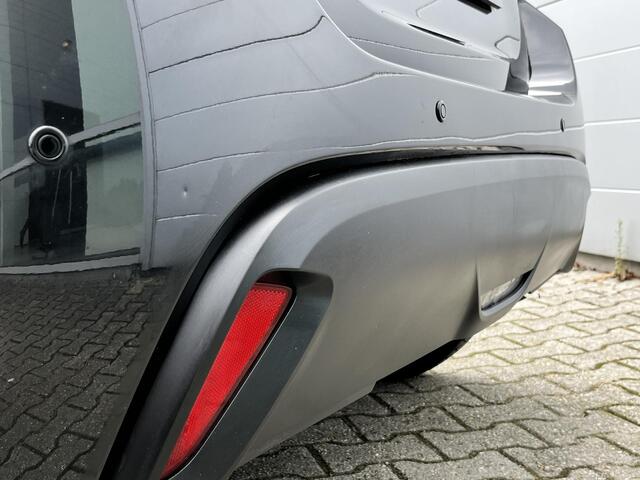 Toyota YARIS 1.5 Hybrid Active Parkeersensoren