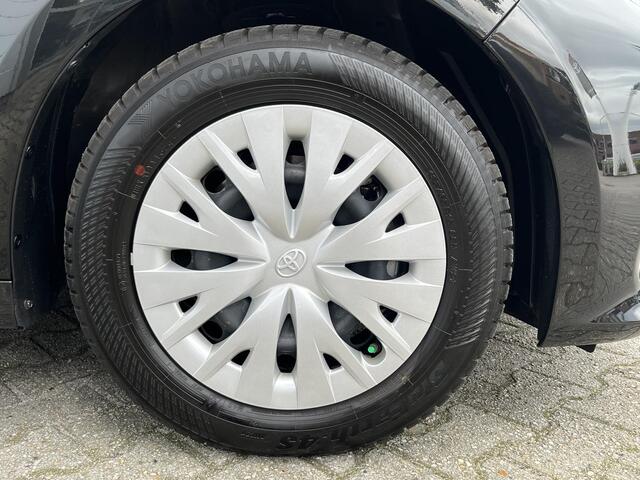 Toyota YARIS 1.5 Hybrid Active Parkeersensoren