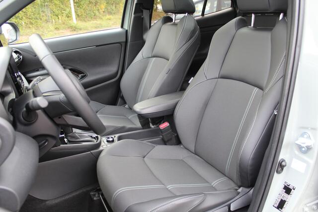 Toyota YARIS Cross 1.5 Hybrid 130 Launch Edition | Rijklaar | Panorama | Blind Spot | Head Up | JBL | Apple/Android | Navi | PDC | Stoel/Stuur-verwarming