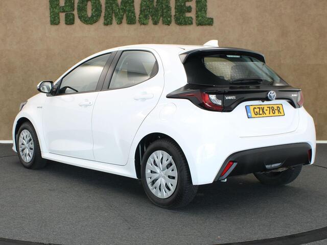 Toyota YARIS 1.5 Hybrid Active - NAVIGATIE - CLIMATE CONTROL - BLUETOOTH - APPLE CARPLAY/ ANDROID AUTO - ARMSTEUN VOOR - CAMERA - ADAPTIEVE CRUISE CONTROL - KEYLESS ENTRY/ START - DAB RADIO