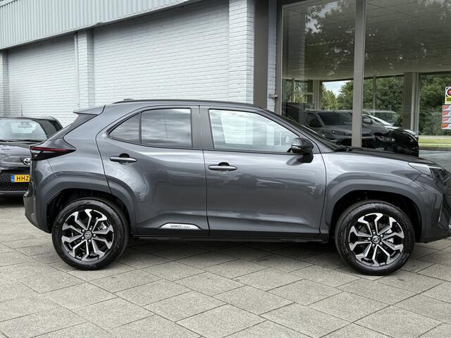 Toyota YARIS Cross 1.5 Hybrid 115 Dynamic Comfort Pack Blind Spot, Parkeersensoren, stoelverwarming etc.