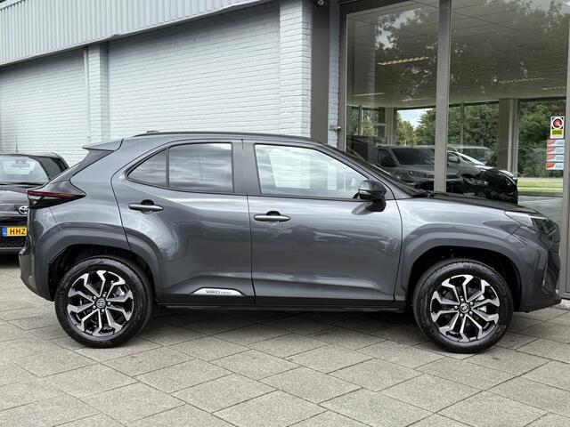 Toyota YARIS Cross 1.5 Hybrid 115 Dynamic Comfort Pack Blind Spot, Parkeersensoren, stoelverwarming etc.