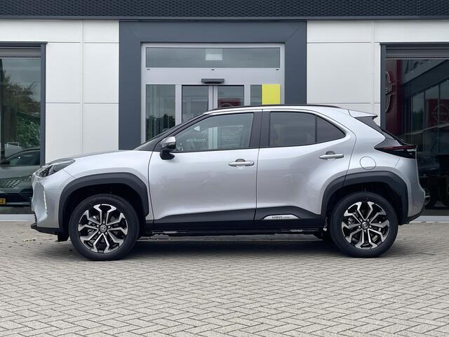 Toyota YARIS Cross 1.5 Hybrid 115 First Edition | Nieuwe auto! | Stoelverwarming | Climate control |