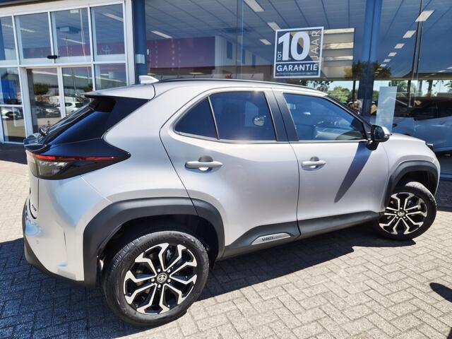 Toyota YARIS 1.5 Hybrid 130 Dynamic | Comfort Pack | Sensoren v/a | Stoelverw