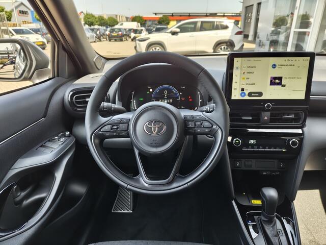 Toyota YARIS 1.5 Hybrid 130 Dynamic | Comfort Pack | Sensoren v/a | Stoelverw